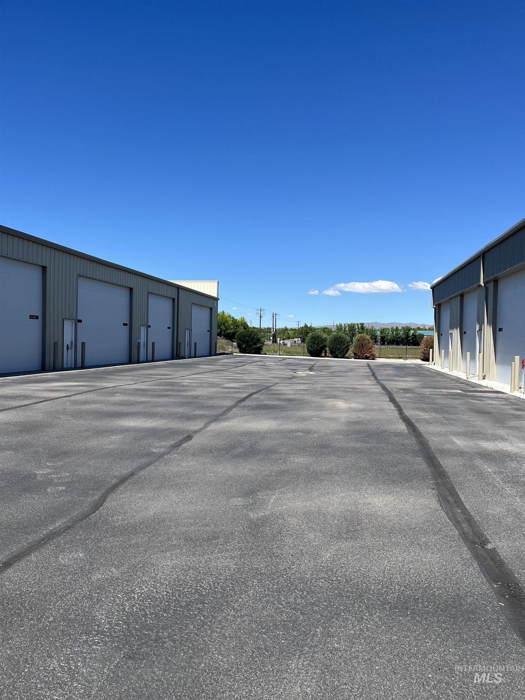 9049 N Horseshoe Bend Rd