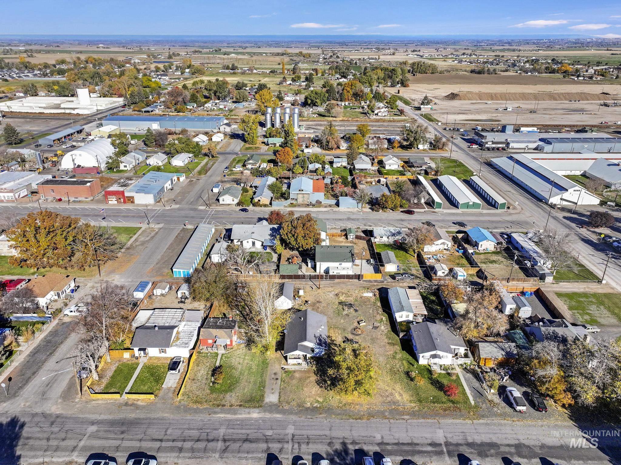 Aerial overview of property's location