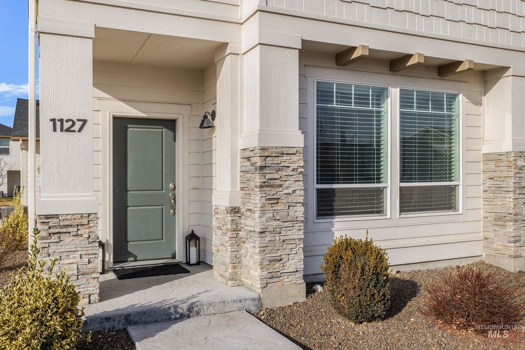 Photo of 1127 N World Cup Ln, Eagle, ID 83616 (MLS # 98973890)