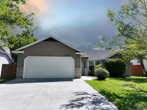 Photo of 16891 N Darmady Loop, Nampa, ID 83686 (MLS # 98983967)