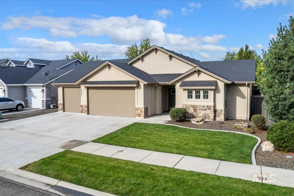 Photo of 5361 S Palatino Ave, Meridian, ID 83642 (MLS # 99000569)