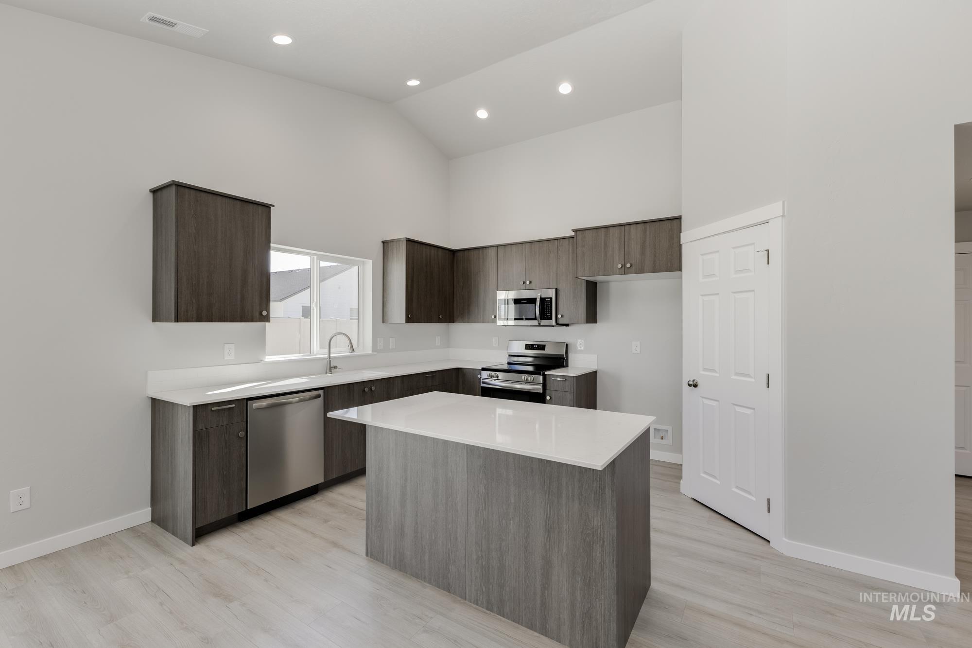 18402 N Trumpet Lily Ave