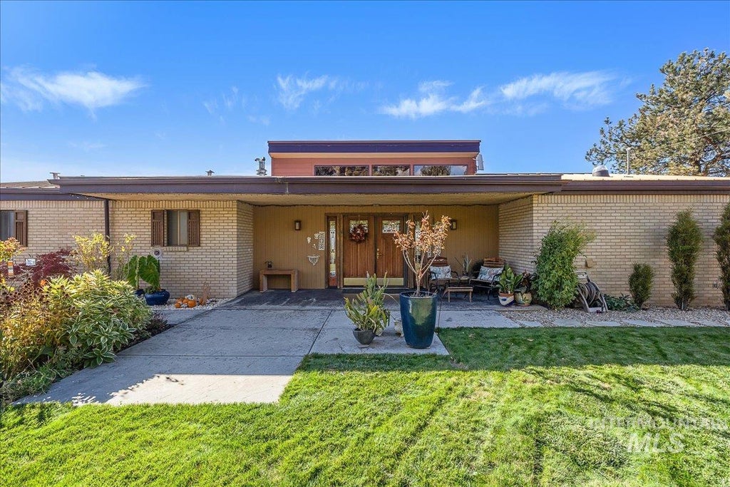 Photo of 2814 E Stone Point Dr, Boise, ID 83712 (MLS # 99005226)