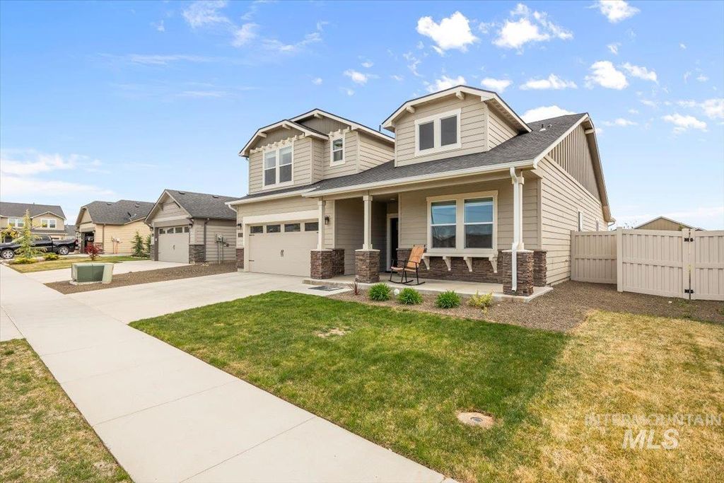 Photo of 6275 W Los Flores Ct, Meridian, ID 83646 (MLS # 98964427)