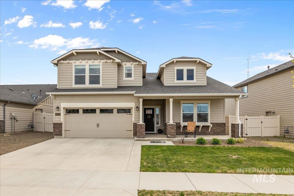 Photo of 6275 W Los Flores Ct, Meridian, ID 83646 (MLS # 98964427)