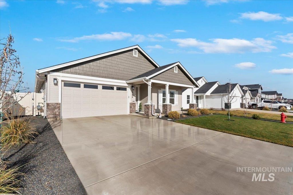 Photo of 10434 Rockaway Ridge St, Nampa, ID 83687 (MLS # 98970312)