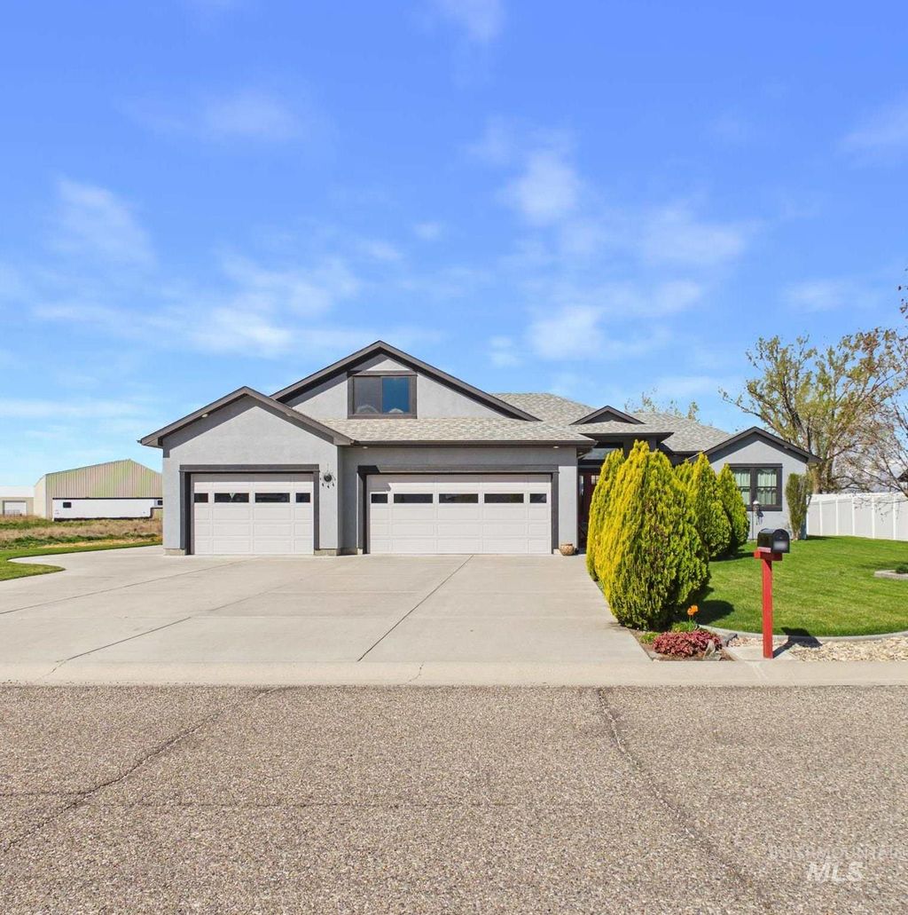 Photo of 503 Heron Way, Rupert, ID 83350 (MLS # 98982036)