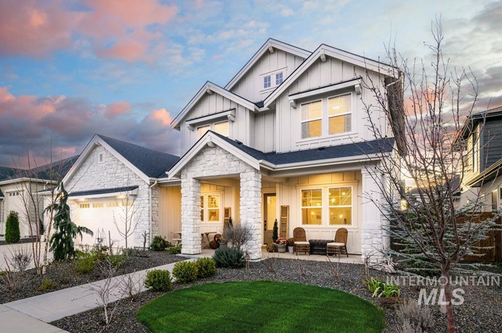 Photo of 6981 N Maplestone Ave, Meridian, ID 83646 (MLS # 98977473)