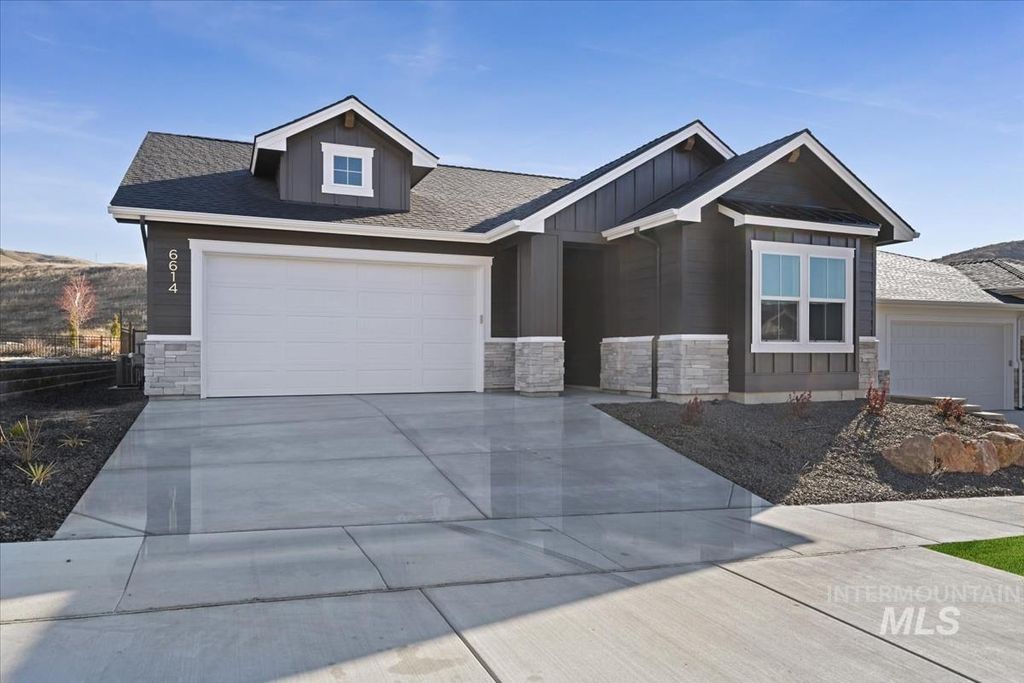 Photo of 6614 N Good Dr, Eagle, ID 83629 (MLS # 98977974)