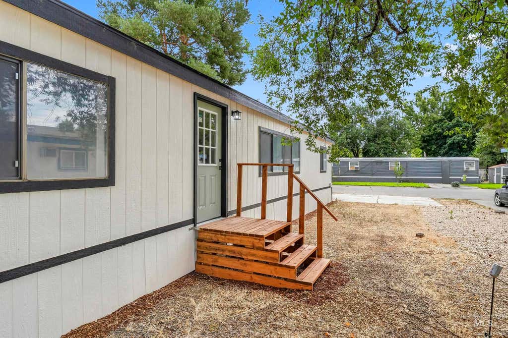 Photo of 543 Silver City Dr, Boise, ID 83713 (MLS # 98992448)