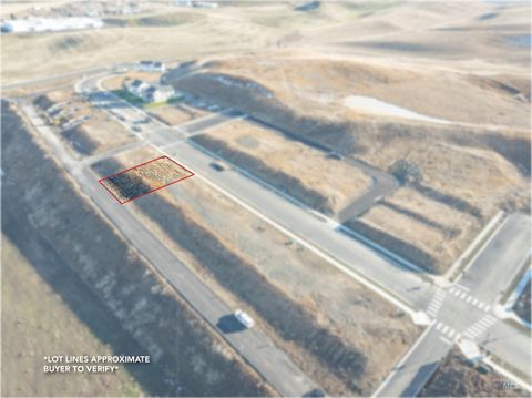 Photo of 1082 Edington Ave (Lot 6, Block 3) Ave, Moscow, ID 83843 (MLS # 98934409)