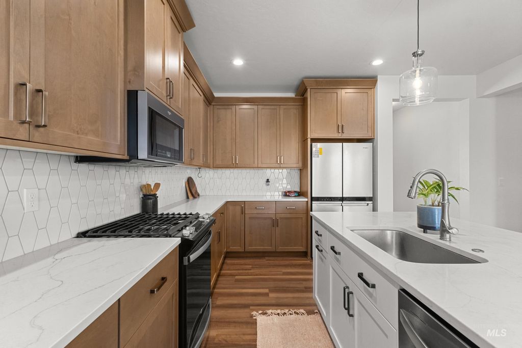 Photo of 9058 W Virginia City Drive, Star, ID 83669 (MLS # 98974390)