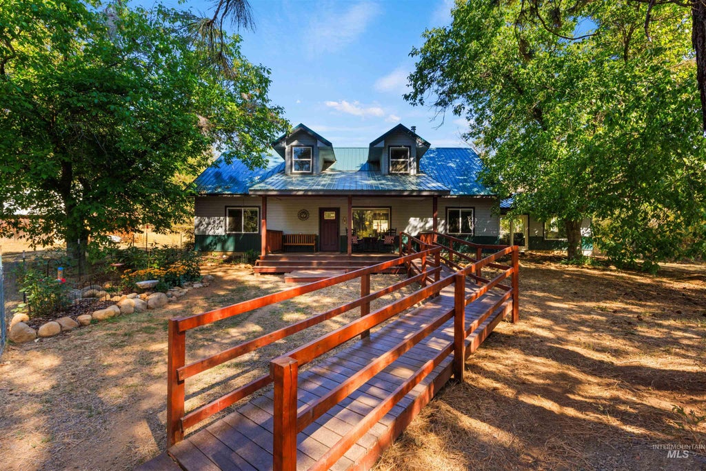 Photo of 3488 Ward Rd, Cambridge, ID 83610 (MLS # 98998787)