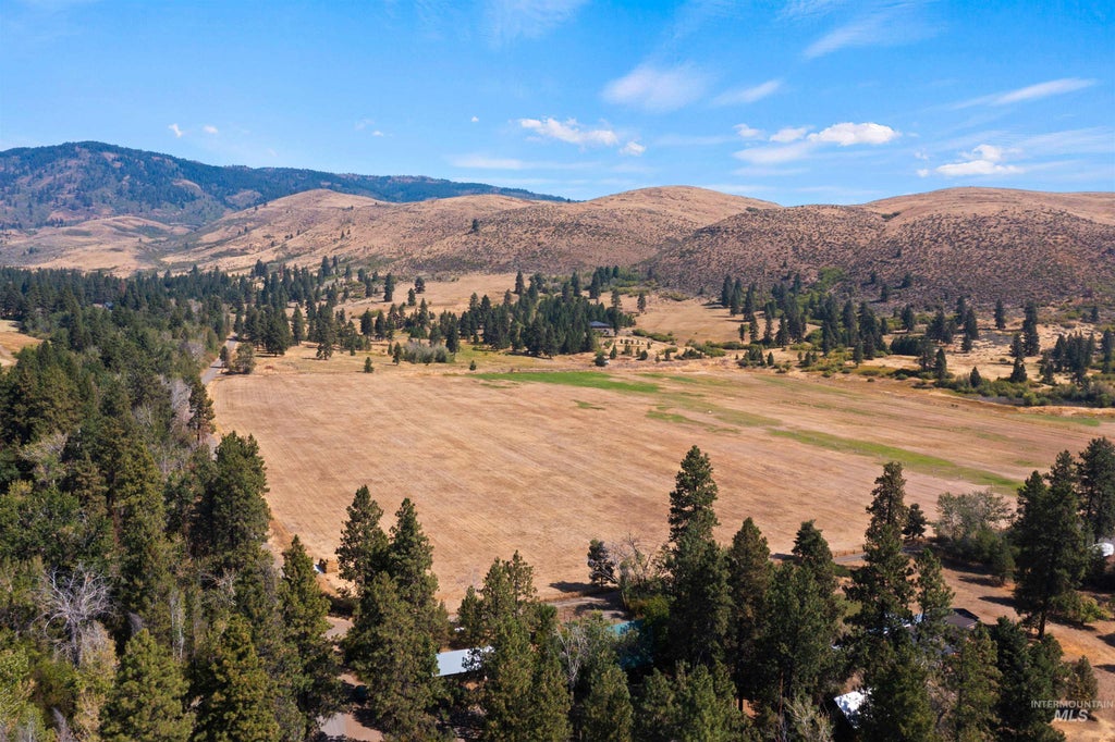 Photo of 3488 Ward Rd, Cambridge, ID 83610 (MLS # 98998787)