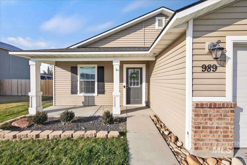 Photo of 989 S Benewah Lake, Middleton, ID 83644 (MLS # 98971762)