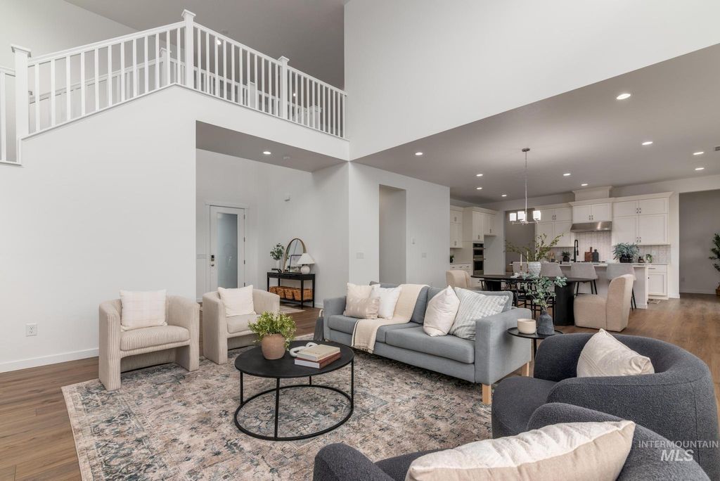 Photo of 2585 N Silverbell Way, Eagle, ID 83616 (MLS # 98982714)