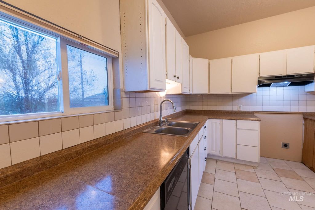 Photo of 1410 S St, Heyburn, ID 83336 (MLS # 98983857)