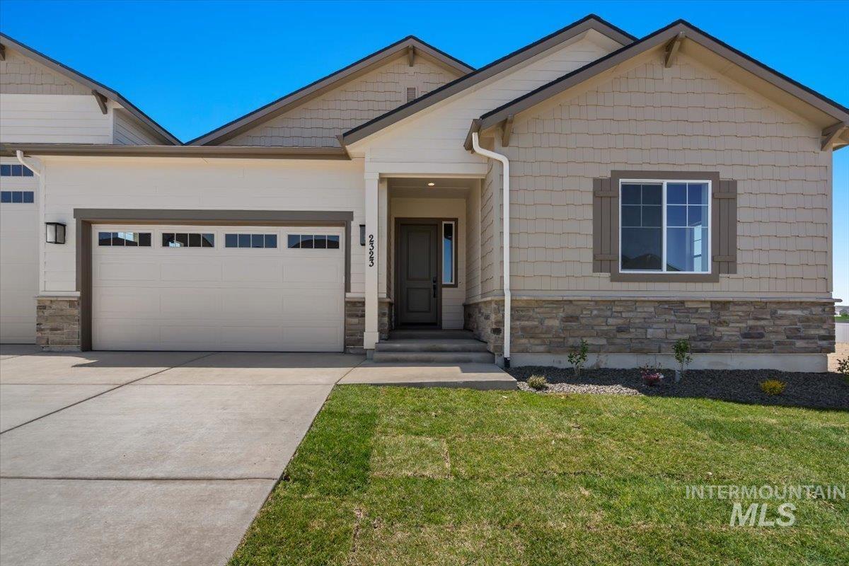 857 N Falling Water Way