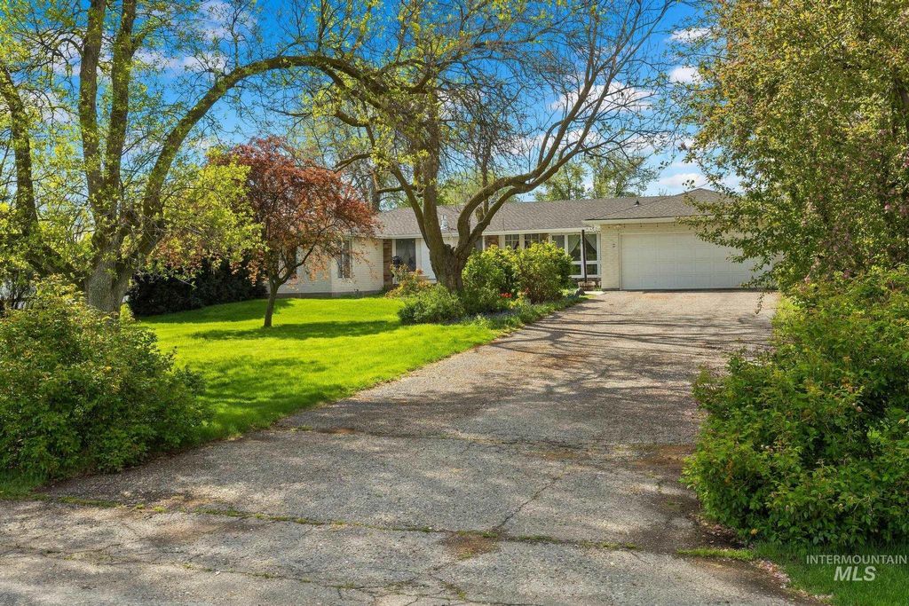 Photo of 9325 W Wright St, Boise, ID 83709 (MLS # 98982639)