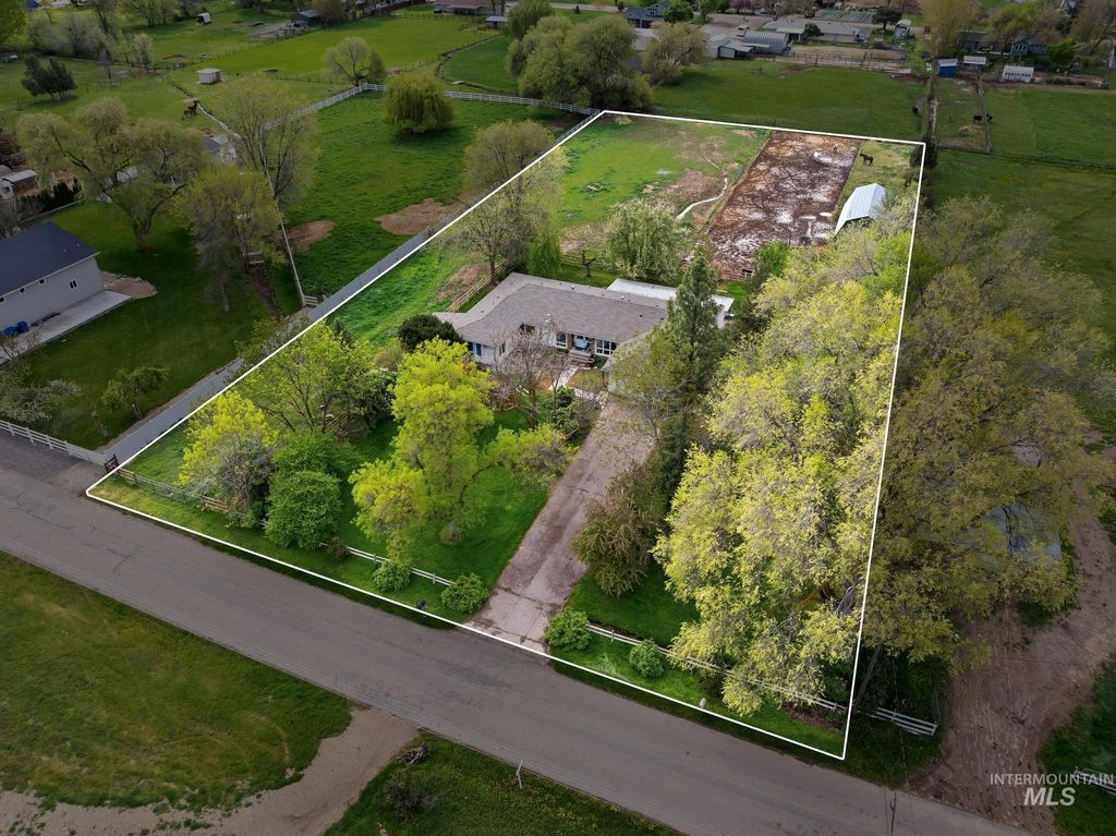 Photo of 9325 W Wright St, Boise, ID 83709 (MLS # 98982639)