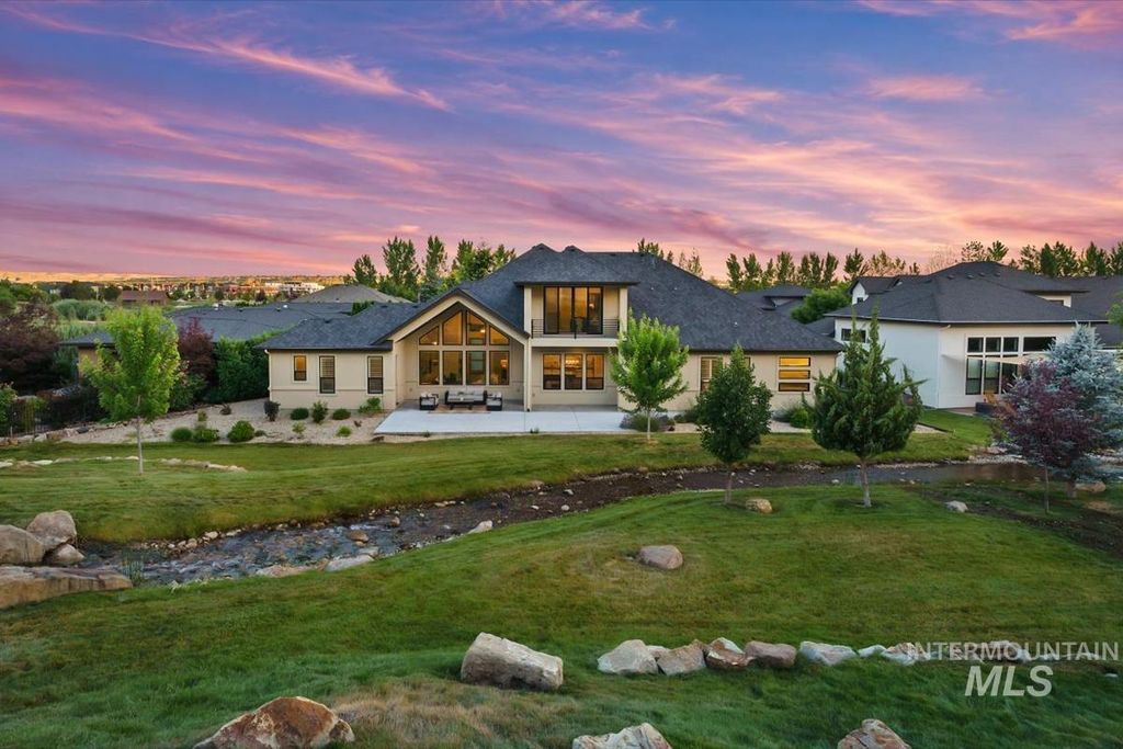 Photo of 3444 E Parsnip Peak Dr, Boise, ID 83716 (MLS # 98991411)