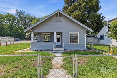 103 N Dewey Ave Middleton ID 83644