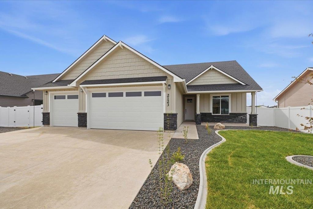 Photo of 3100 Driftwood, Payette, ID 83619 (MLS # 98982026)