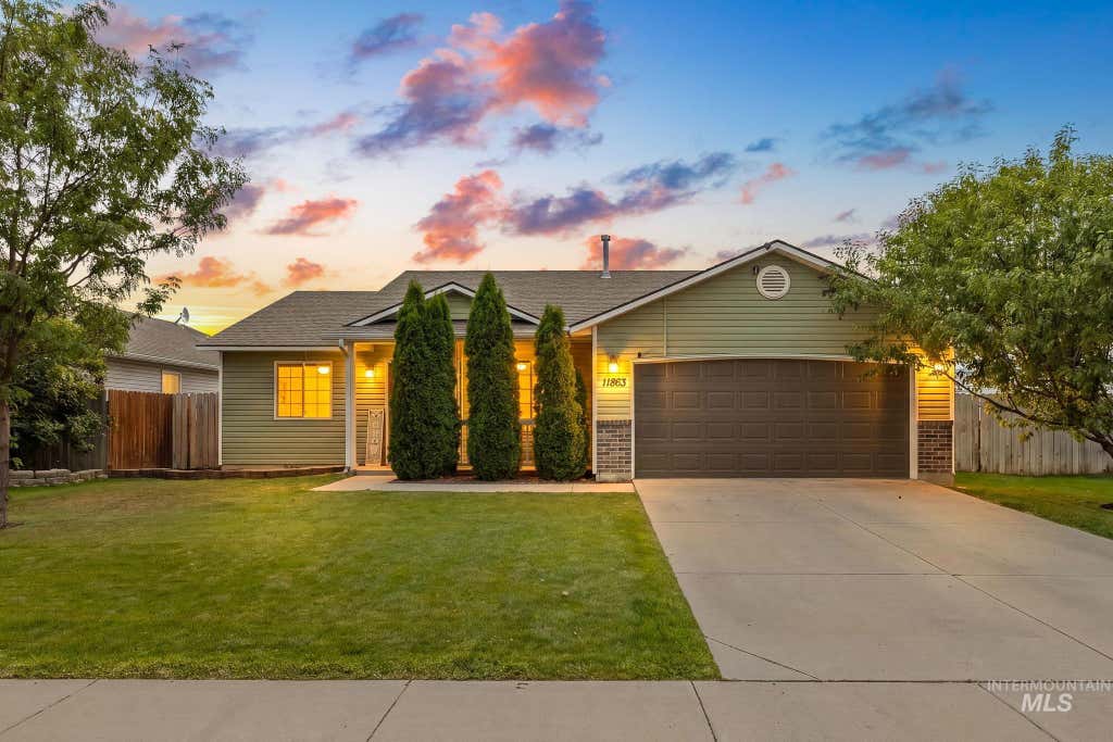 Photo of 11863 Edgemoor St, Caldwell, ID 83605 (MLS # 98996823)