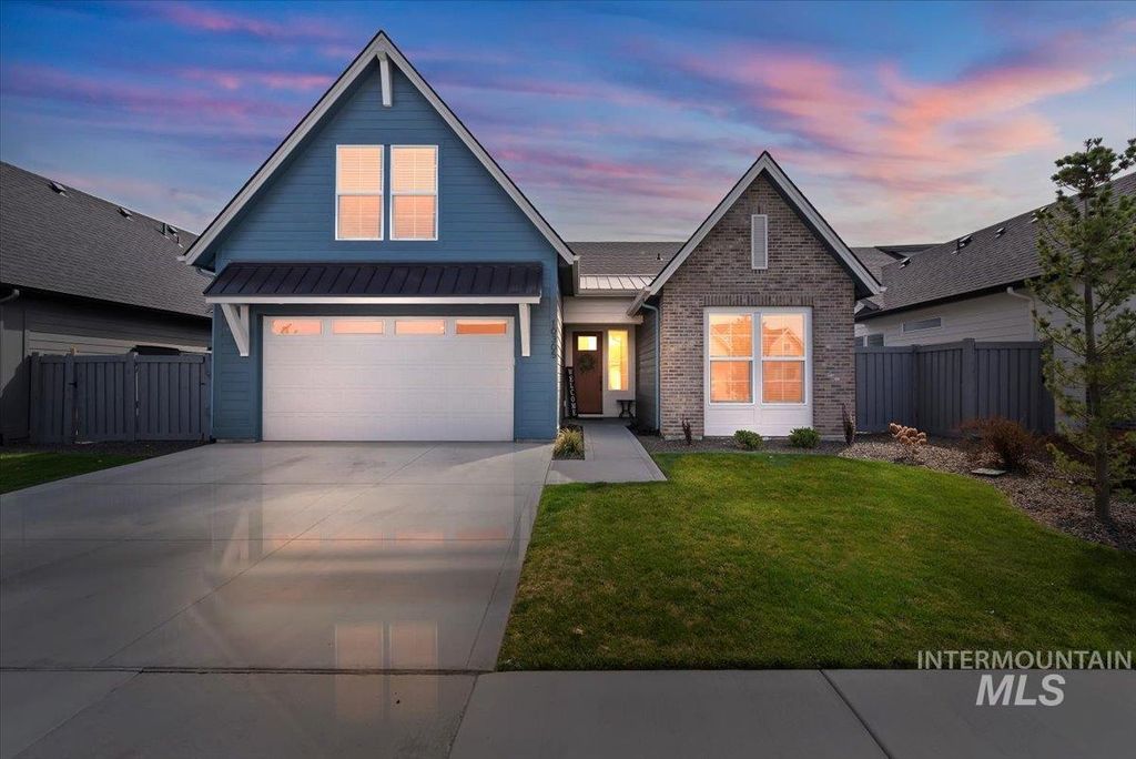 Photo of 10305 Stony Oak St, Nampa, ID 83687 (MLS # 98981249)