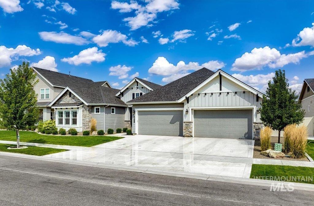Photo of 5288 W Maggio Dr, Meridian, ID 83646 (MLS # 98975999)
