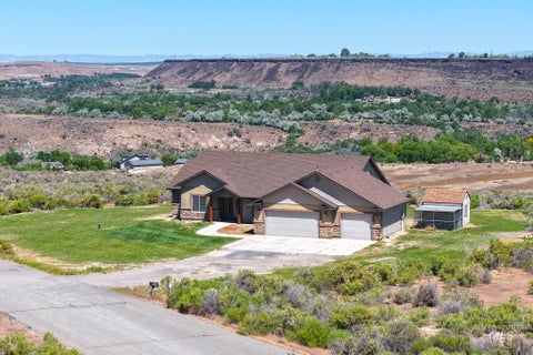 Photo of 4531 N 1250 E, Buhl, ID 83316 (MLS # 98990243)
