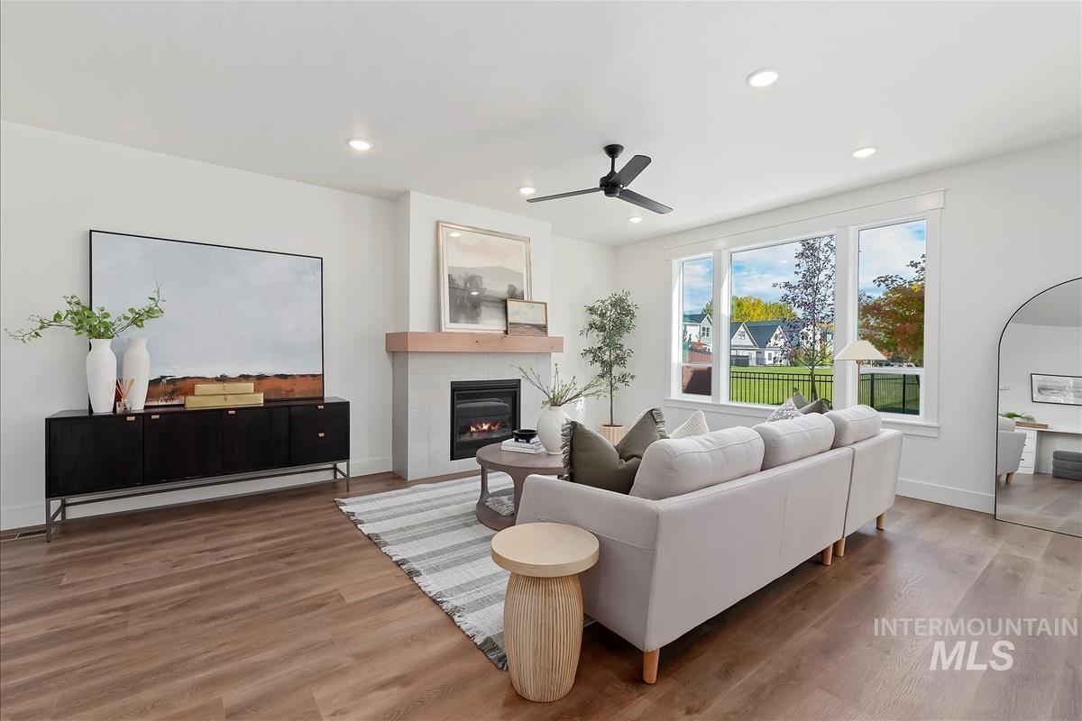 338 N Sauer River Ln