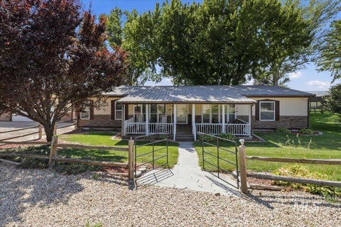 Photo of 23519 Wamstad Rd, Parma, ID 83660 (MLS # 98998121)