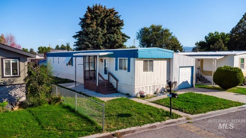 Photo of 219 W Silver City Dr, Boise, ID 83713 (MLS # 99001986)