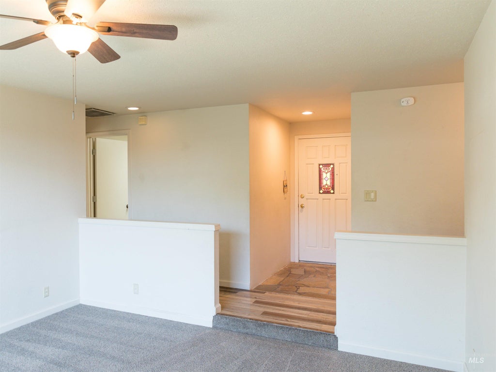 Photo of 2556 SW 2nd Avenue, Ontario, OR 97914 (MLS # 99000852)