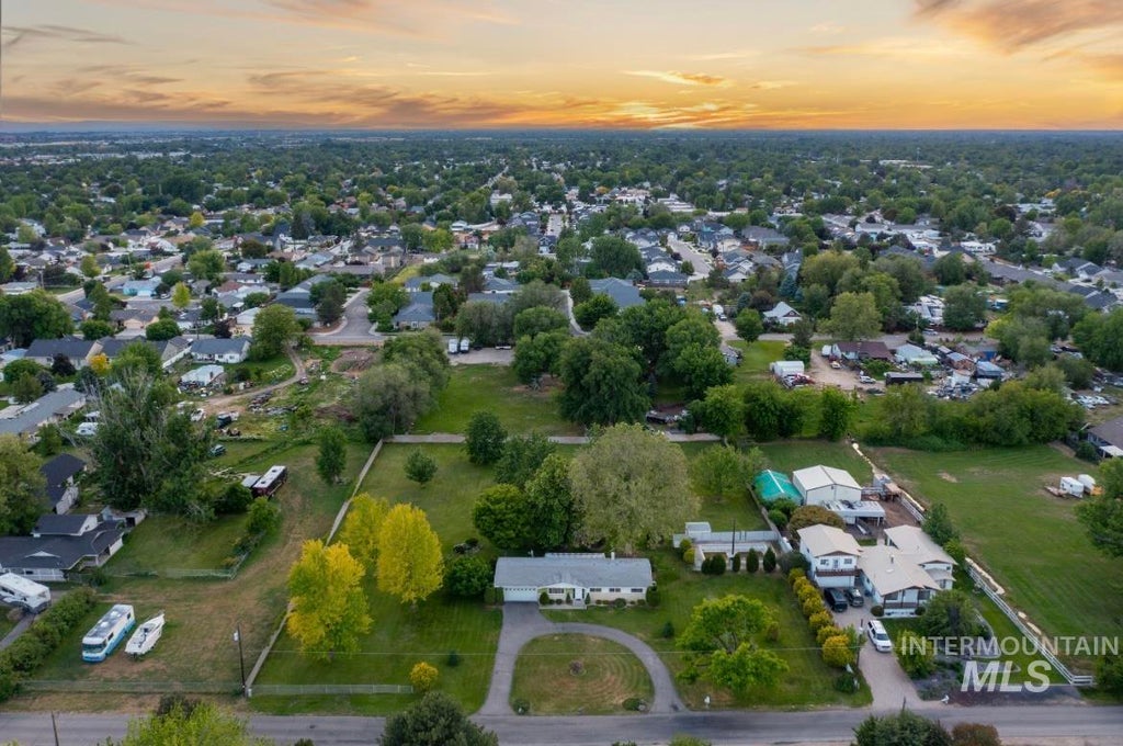 Photo of 2661 N Dalton Lane, Boise, ID 83704 (MLS # 98994686)