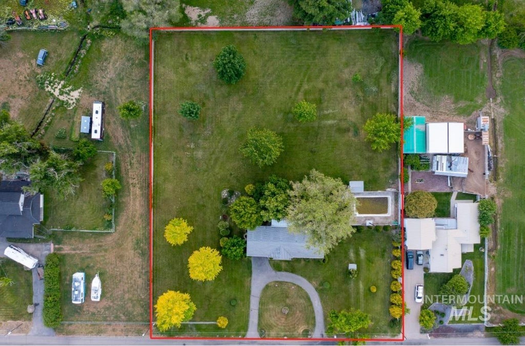 Photo of 2661 N Dalton Lane, Boise, ID 83704 (MLS # 98994686)
