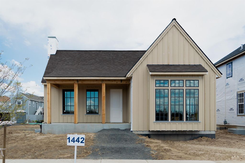 Photo of 1442 Woodbury Drive #'Surrey', Moscow, ID 83843 (MLS # 98984572)