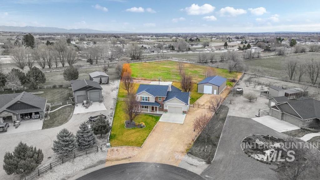 Photo of 23800 Breyer Rd, Caldwell, ID 83607 (MLS # 98978531)