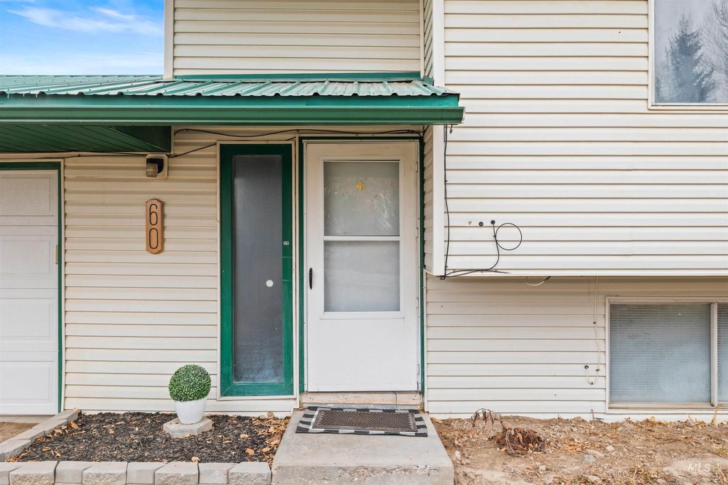 Photo of 60 Laurie Ln, Burley, ID 83318 (MLS # 98972634)