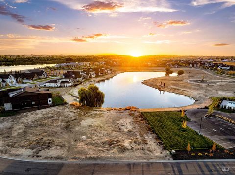 Photo of 21457 Salmon Falls, Star, ID 83669 (MLS # 98940382)