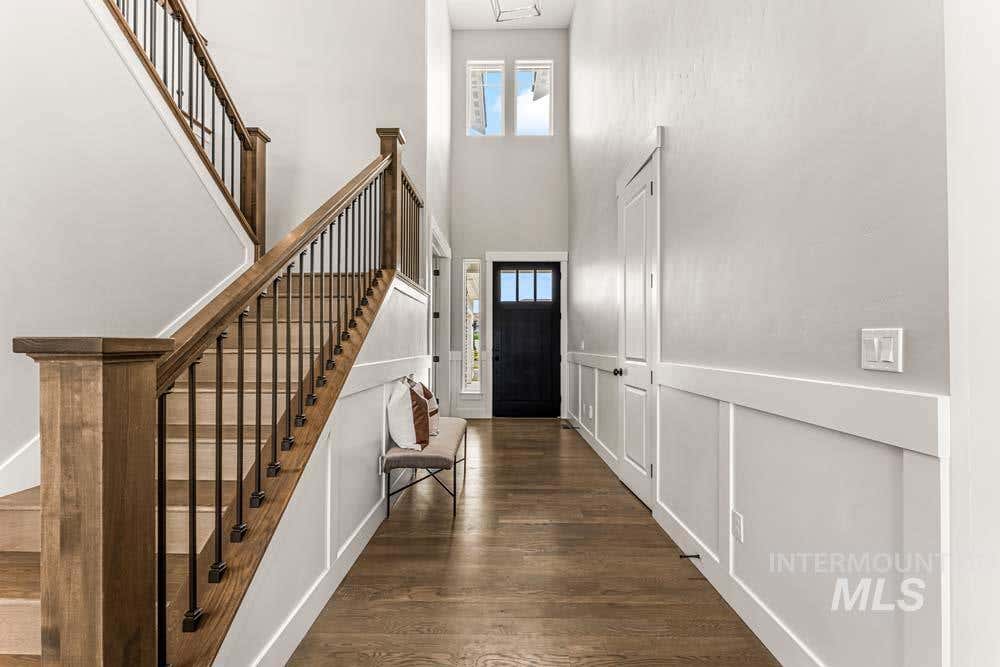 Photo of 8081 W Brooks Dr, Boise, ID 83714 (MLS # 98995966)