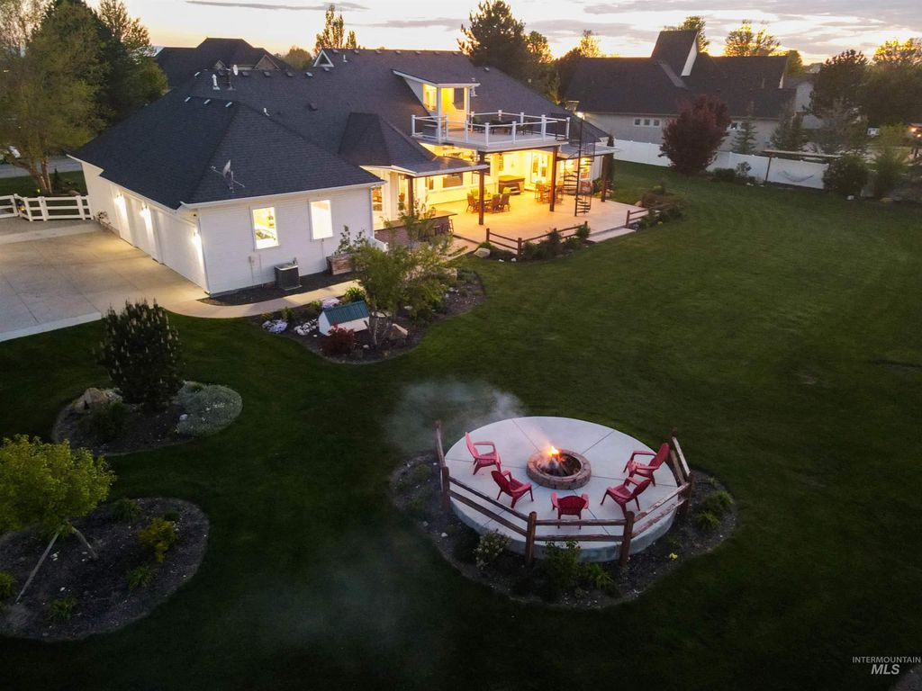 Photo of 414 E Shafer View Dr, Meridian, ID 83642 (MLS # 98985736)