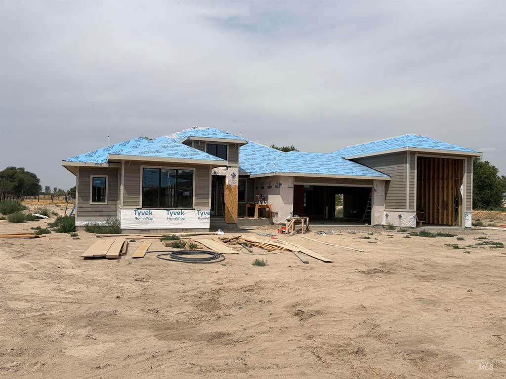 Photo of 5480 SE Greenwood Ave, Mountain Home, ID 83647 (MLS # 98996016)
