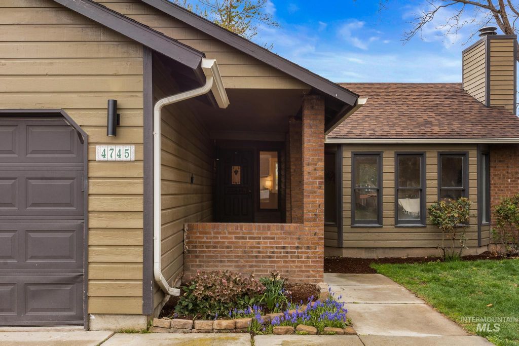 Photo of 4745 N Oxbow Pl, Boise, ID 83713 (MLS # 98980537)