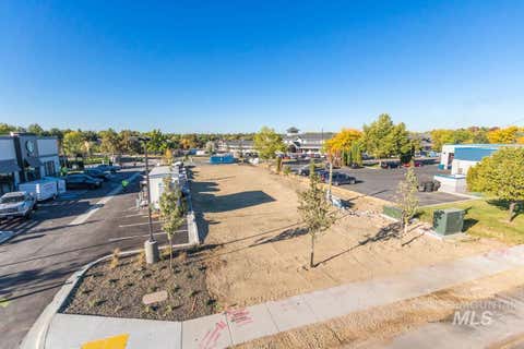 Photo of 5033 W State St, Boise, ID 83703 (MLS # 98997954)