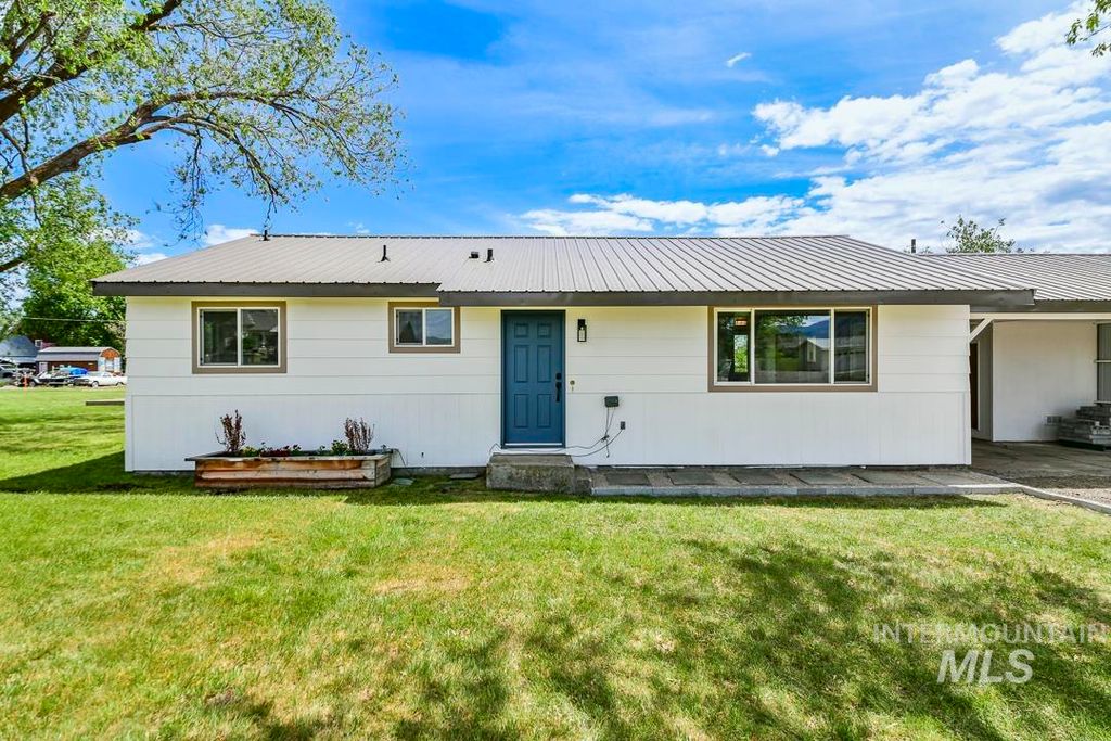 Photo of 40 N 5th Street, Cambridge, ID 83610 (MLS # 98986981)