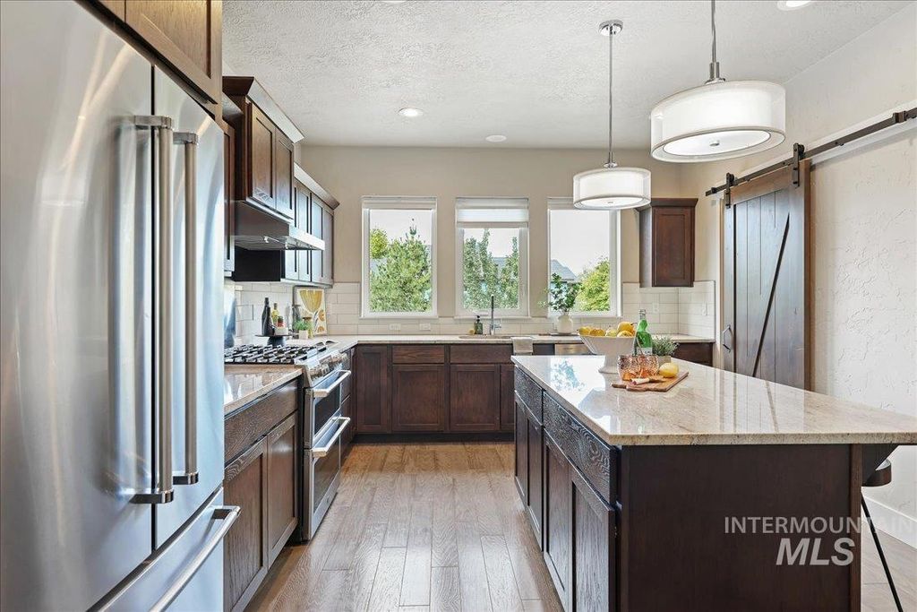 Photo of 292 E 36th Street, Garden City, ID 83714 (MLS # 98963830)