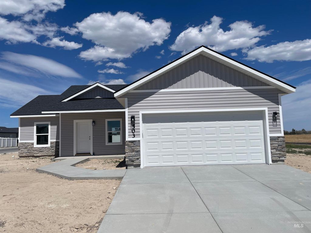 Photo of 503 Carson Dr, Twin Falls, ID 83301 (MLS # 98984776)