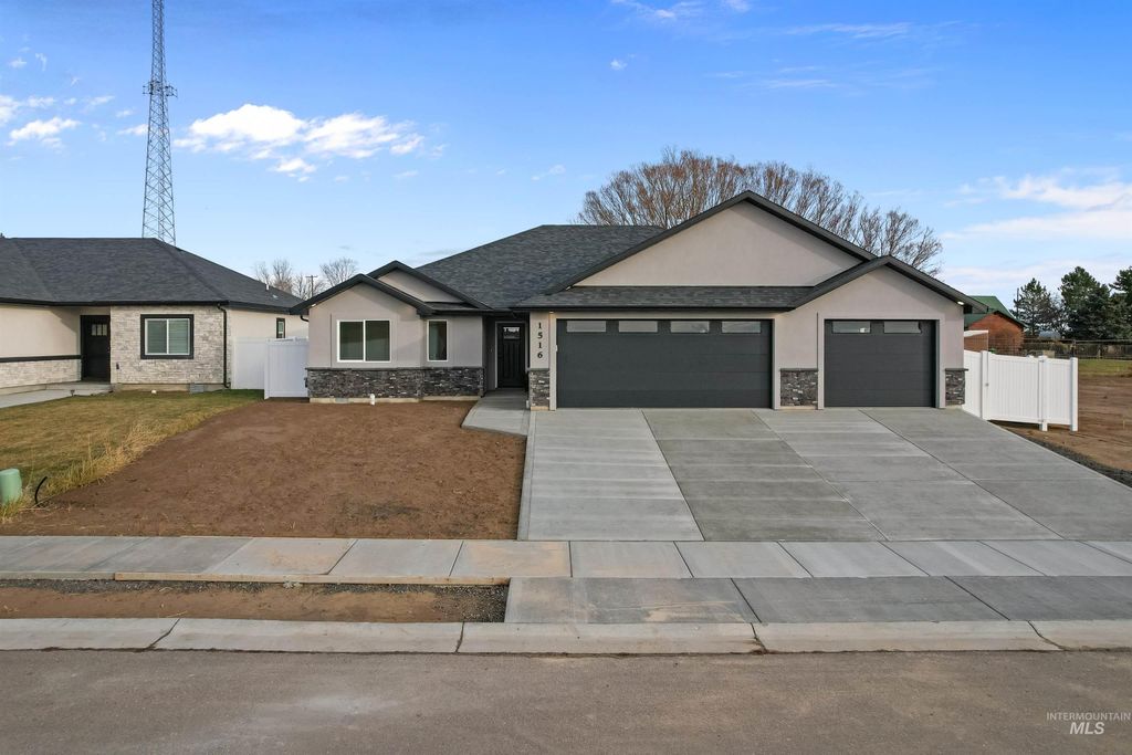 Photo of 1516 Bird Farm Dr, Jerome, ID 83301 (MLS # 98967767)